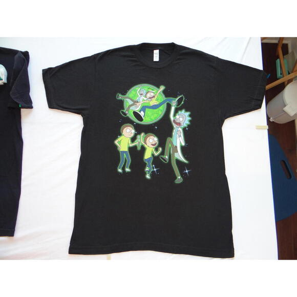 Rick and Morty Graphic T-Shirt - Picture 1 of 8